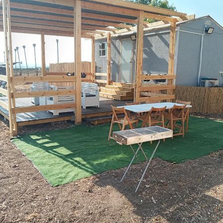 אצל דוד בכפר Apartment Kfar Gidon Екстериор снимка