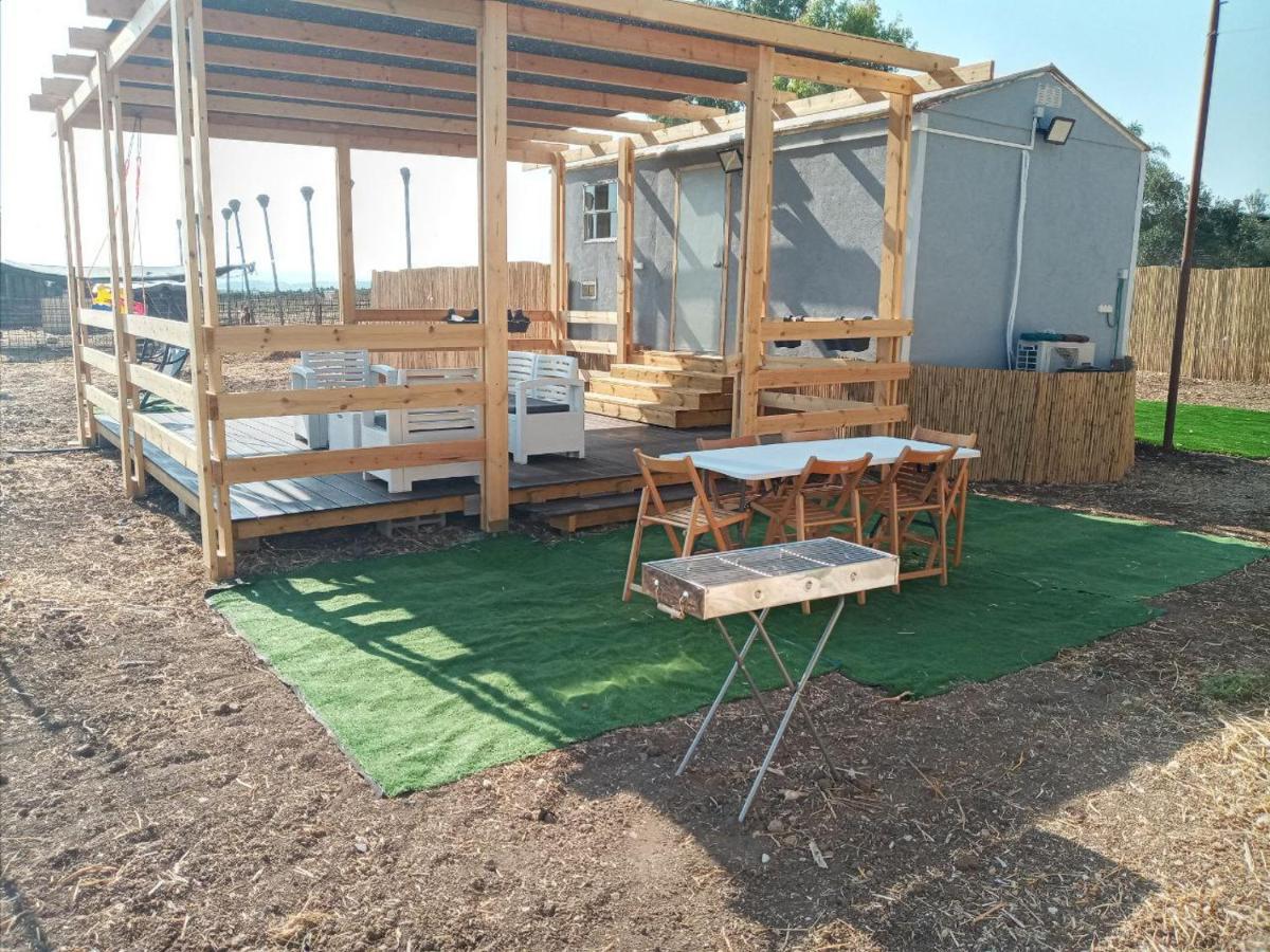 אצל דוד בכפר Apartment Kfar Gidon Екстериор снимка