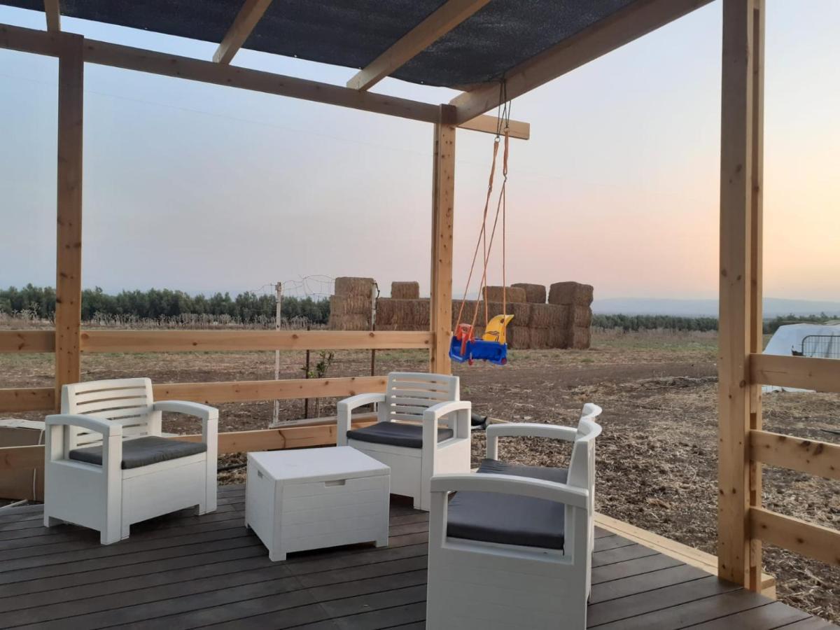 אצל דוד בכפר Apartment Kfar Gidon Екстериор снимка